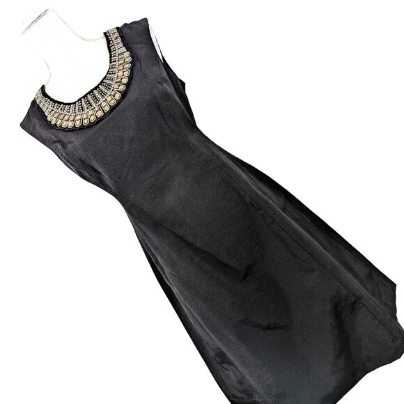 ALFANI! STUNNING! ELEGANT JEWEL & PEARL ENCRUSTED NECK BLACK SHELL DRESS! SZ 6 - Picture 9 of 9